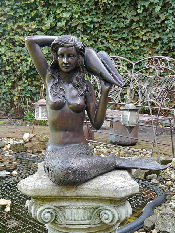Sirena di bronzo